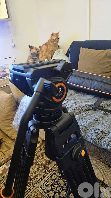K&F Concept 72″ (1.8 m) Video Tripod with Fluid Head KF09.121 6
