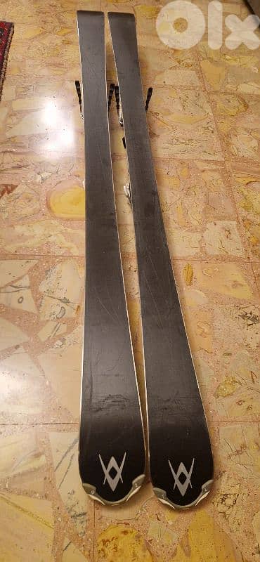 Ski VOLKL 163 1