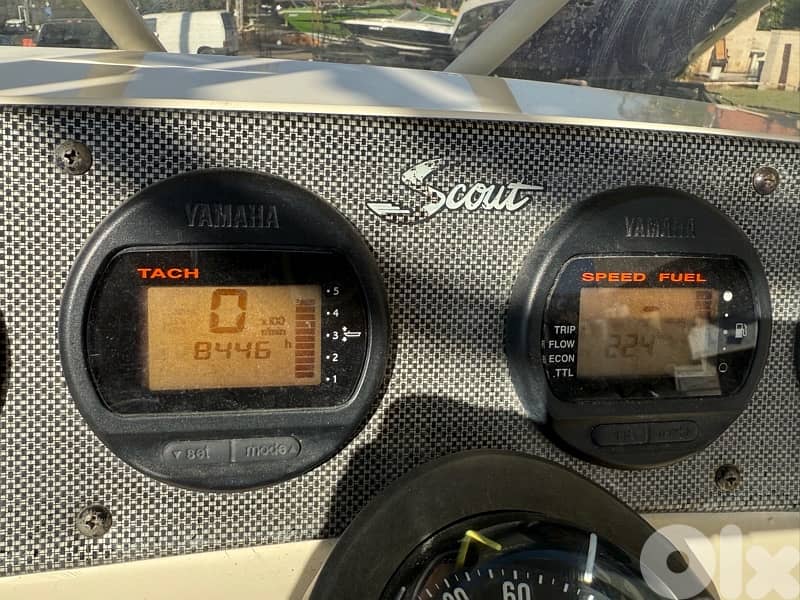 Boat Scout 242 year 2007 225 HP Yamaha engine 10