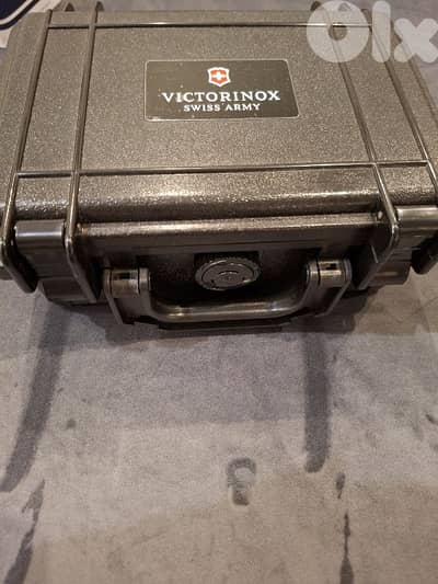 Victorinox Swiss Army mens watch