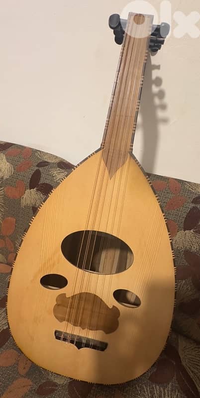 Music - oud instrument 2