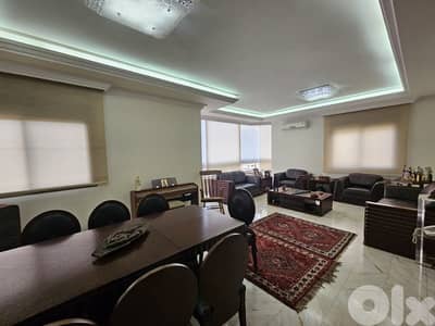 200SQM Apartment for sale in Furn El Chebbak شقة للبيع في فرن الشباك