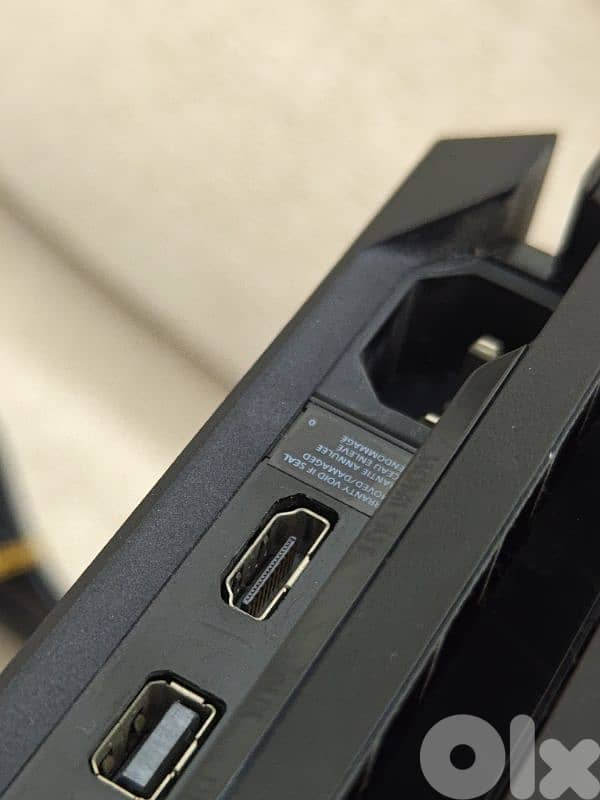 PS4 Pro 1TB used Like new sealed 6