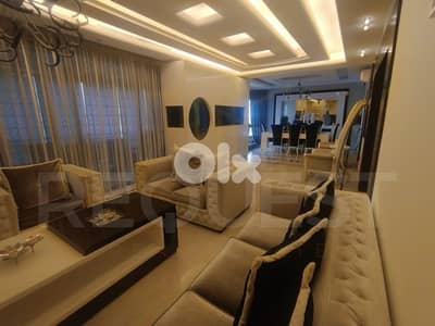 Apartment For Rent in Raouche شقة للايجار في الروشة