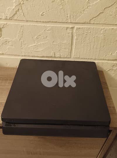 ps4 slim 500G seald