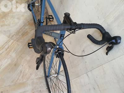 Read road bike size L Aluminium 2x9 sp