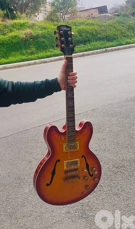 semi-hollow, double-cutaway, ES-335 style 1