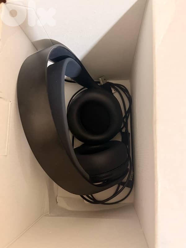 Pulse 3D Wireless Headset 2