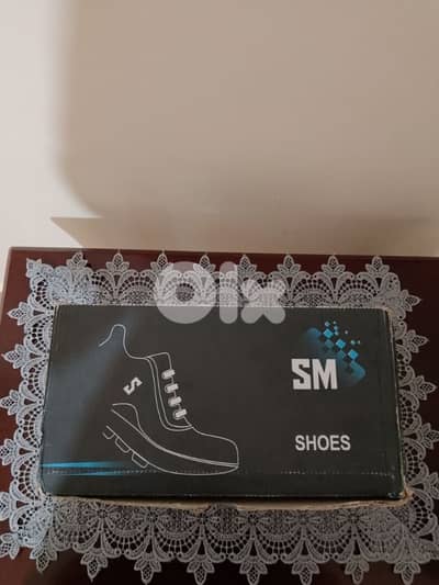 أسبدرين للبيع لون كحلي صناعة مصر بعدو جديد قياس 45-46 السعر 25$