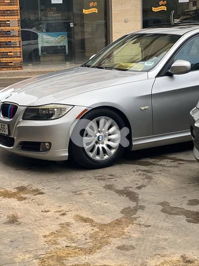 BMW 3-Series 2009