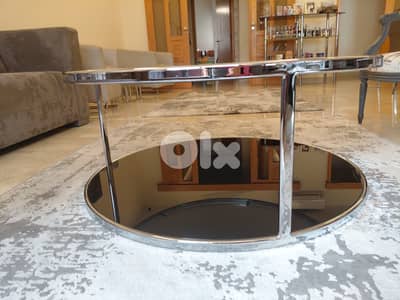 Round table for living room