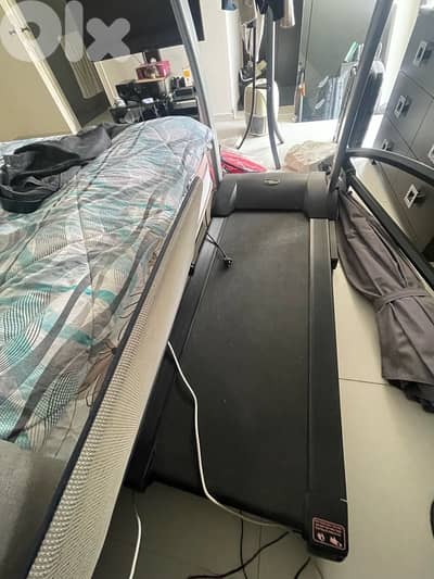 treadmill very good condition
