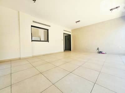 RA26-4726 Stylish Apartment 150 sqm for Rent in Hamra