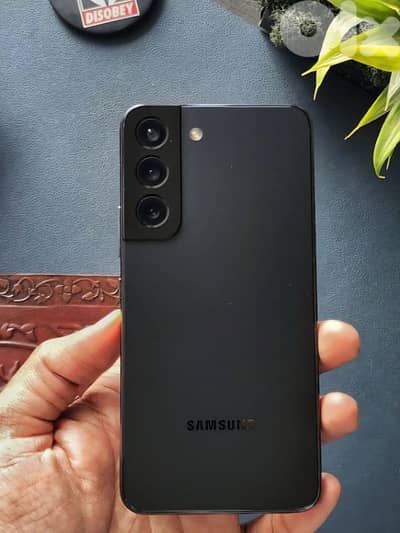 samaung s22  256/8 2sim