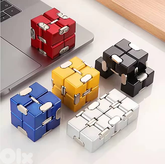 Figet Cube Alloy ( not plastic ) 1