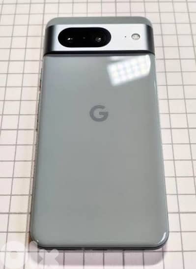 Almost new Google Pixel 8