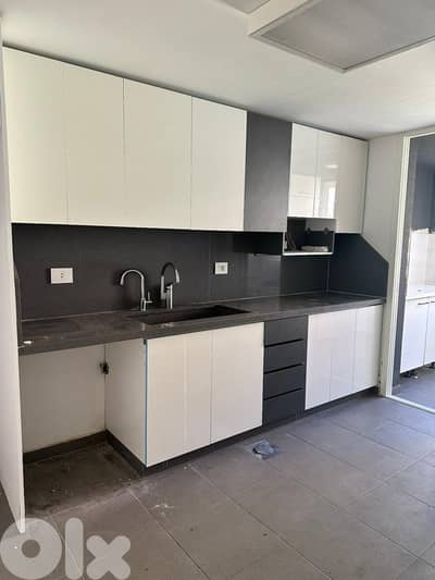 AMAZING APARTMENT FOR RENT IN JBEL PRIME,3 BEDROOMS ,(JBR-261)