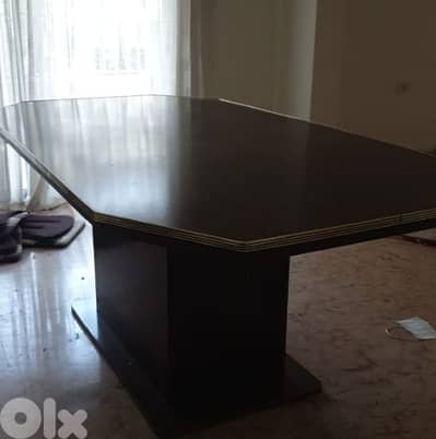 طاوله سفرا خشب جيد