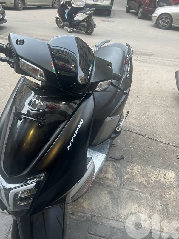 used 2 month 70985744 1