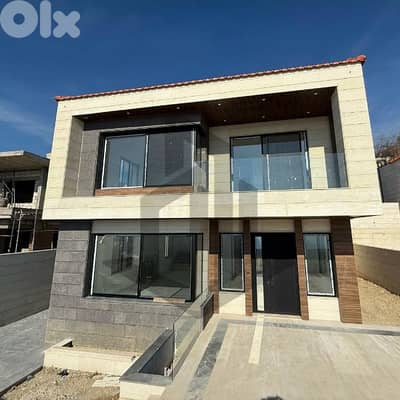 villa for Sale in Rwayset Sawfar فيلا للبيع في رويسات صوفر