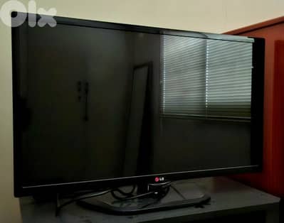 LG TV 32 inch