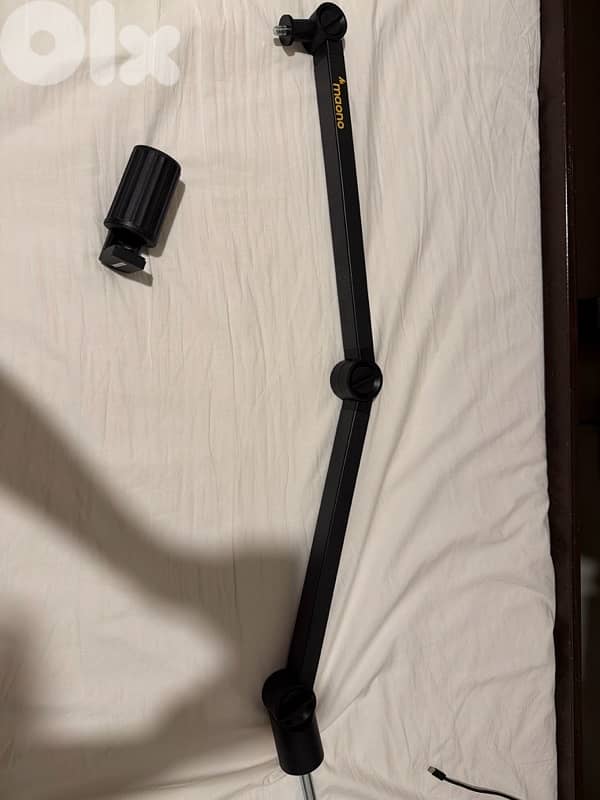 Professional microphone + Professional microphone arm+ Headset 3