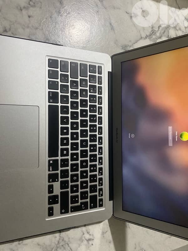 Macbook air 7,2 13 inch screen 2015 model 1