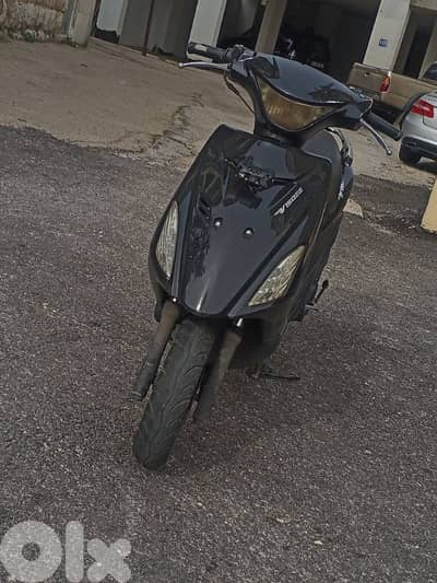 V150 فيها وراق خارقة وملغومة