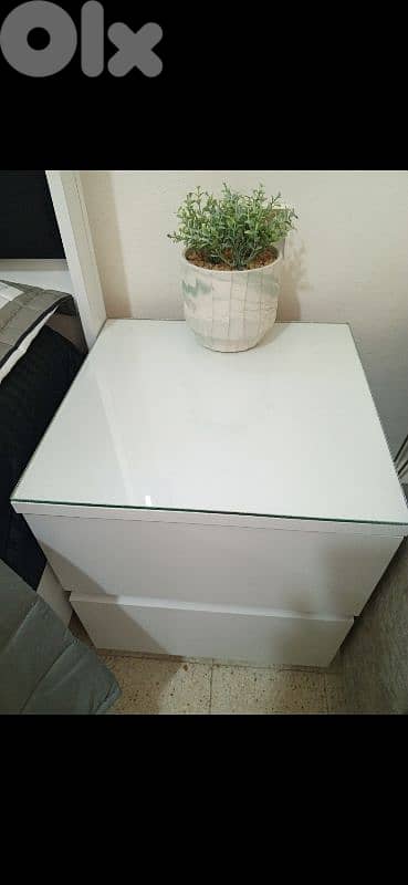 غرفه نوم بعدا جديده مرتبه وثقيله modern