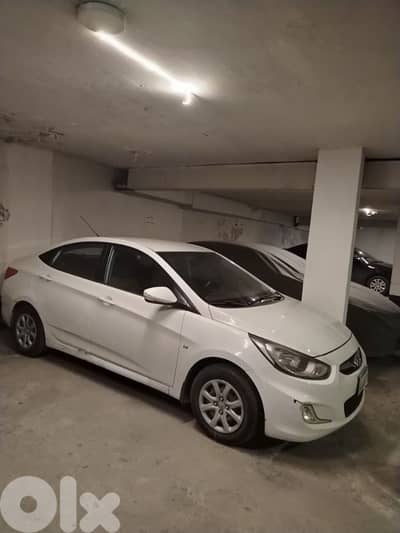 Hyundai Accent 2012