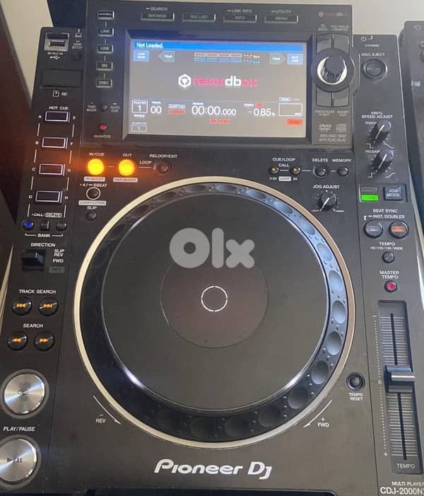 Pioneer CDJ 2000 nexus2 1