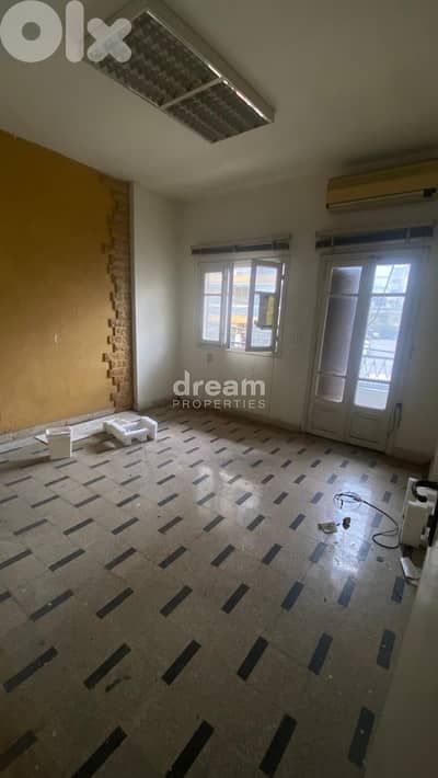 Apartment for Sale – Jdeideh Main Road jde0365dpst