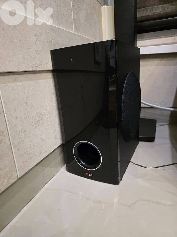 LG DvD Home Theatre 3