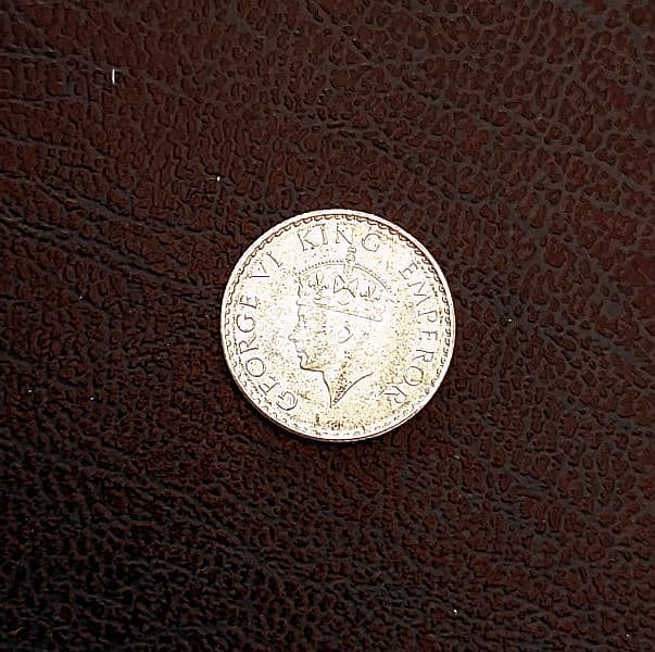 British India 1940 Silver quarter Rupee KGVI 1
