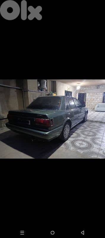 Nissan Bluebird 1989