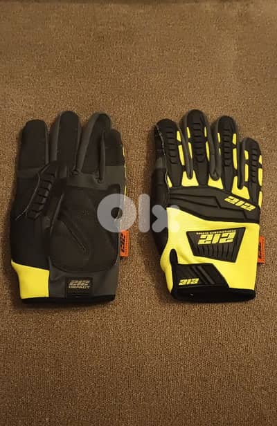 212 performance  gloves