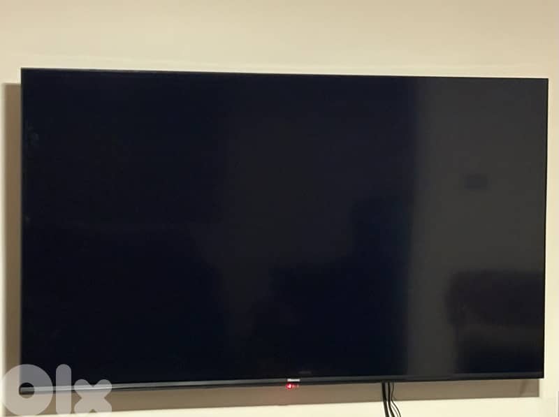 Hisense 55” 4K Smart TV – Like New, Full Accessories 2