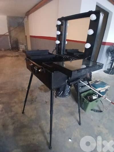 Professional Rolling Makeup Trolley with Lights and Mirror