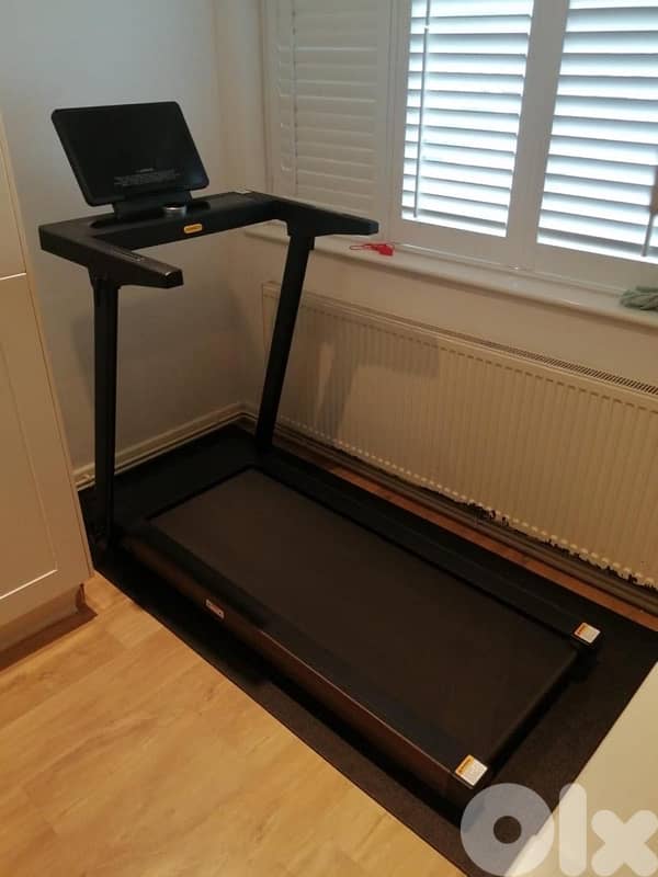 Treadmills, Foldable Treadmill with 20% Auto Incline 4