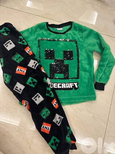 ملابس ولادي للبيع(9-8 سنوات)