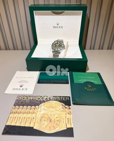 Rolex Submariner starbucks