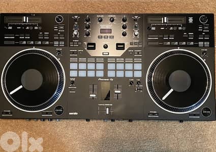 Pioneer DJ DDJ-REV7 Battle-Style DJ Controller for SERATO DJ PRO