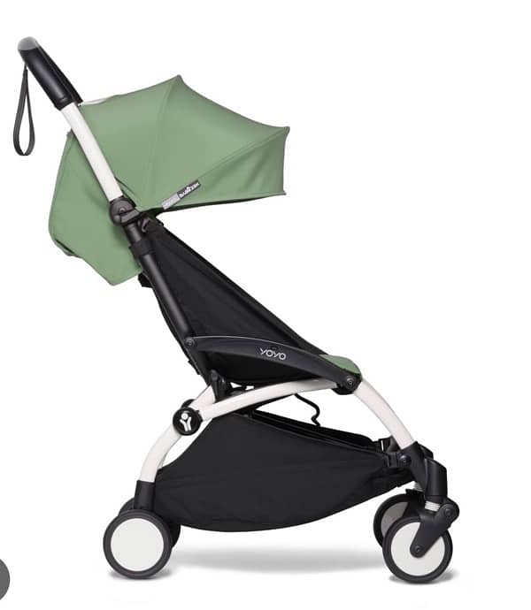Yoyo 2 stroller in perfect condition:420$ 1