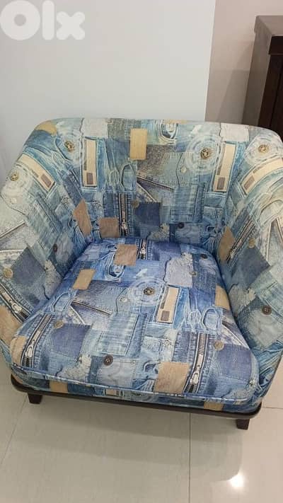 chair like new كنباية كرسي واحد