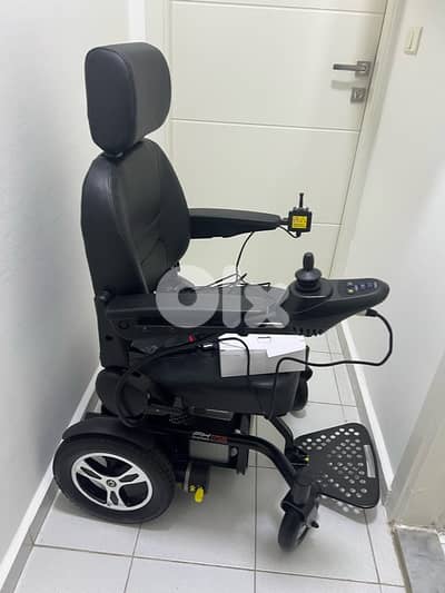 electric wheelchair