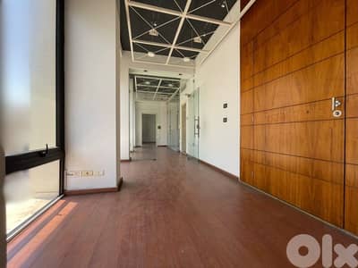 JH26-4728 Office 200m2 for rent in Downtown Beirut, $ 3,400 cash