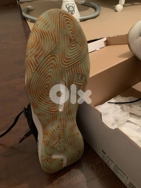 harden stepback 3 basketball shoes 2