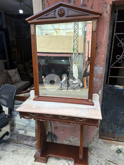 قنصول قديم حفر مرصع نحاس مع مرايا كتير مرتب ونظيف