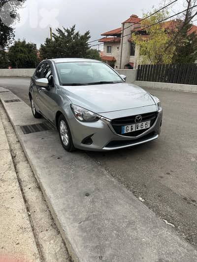 Mazda 2 2016