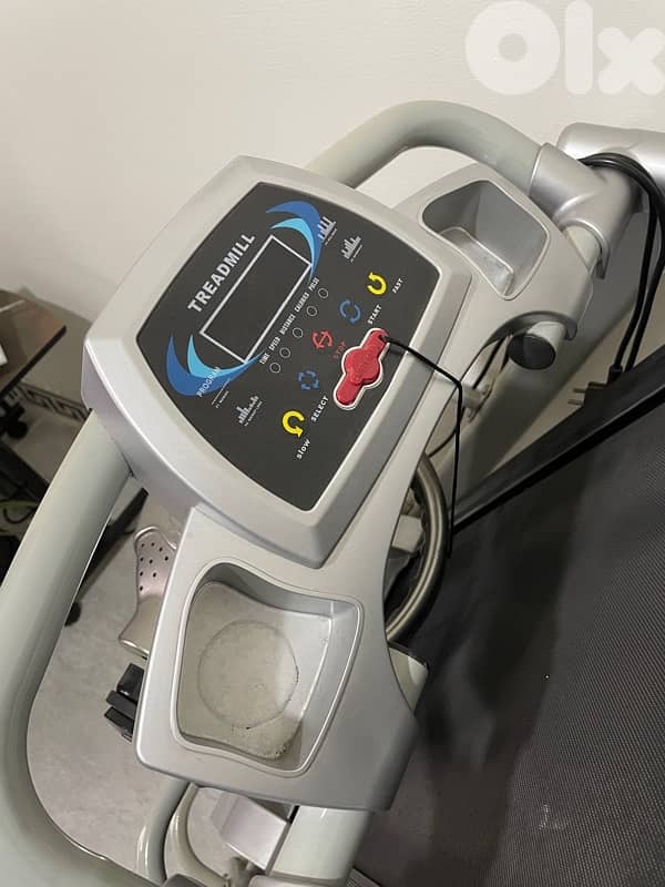 home treadmill with massager 1